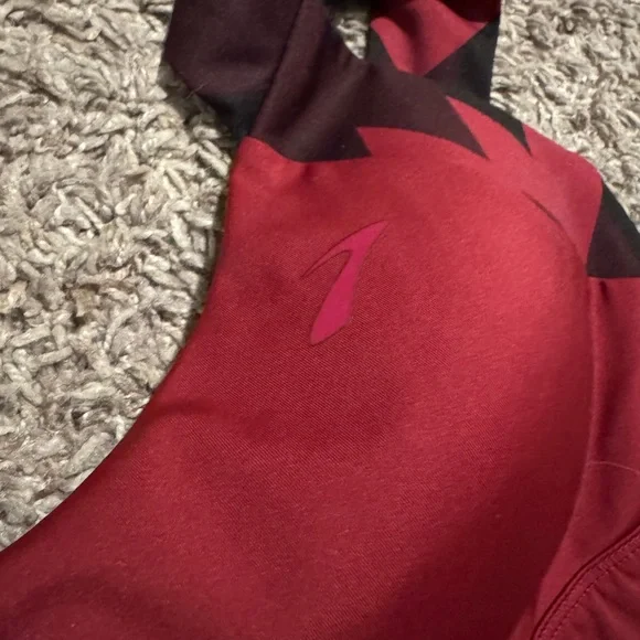Brooks Sports Bra Red CrissCross Back | High Support Running Workout Athletic - Picture 4 of 8